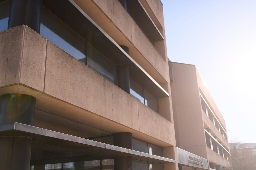 markey cancer center building